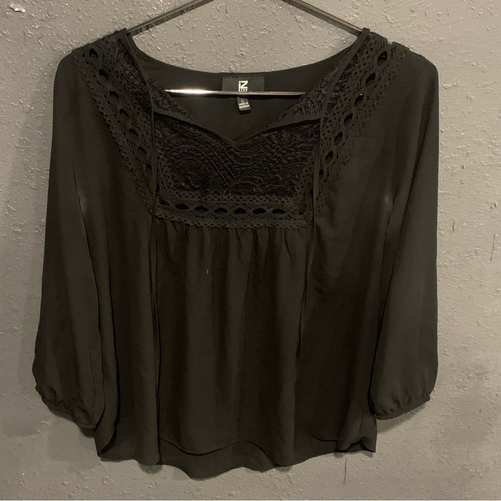 Women’s IZ Byer Blouse